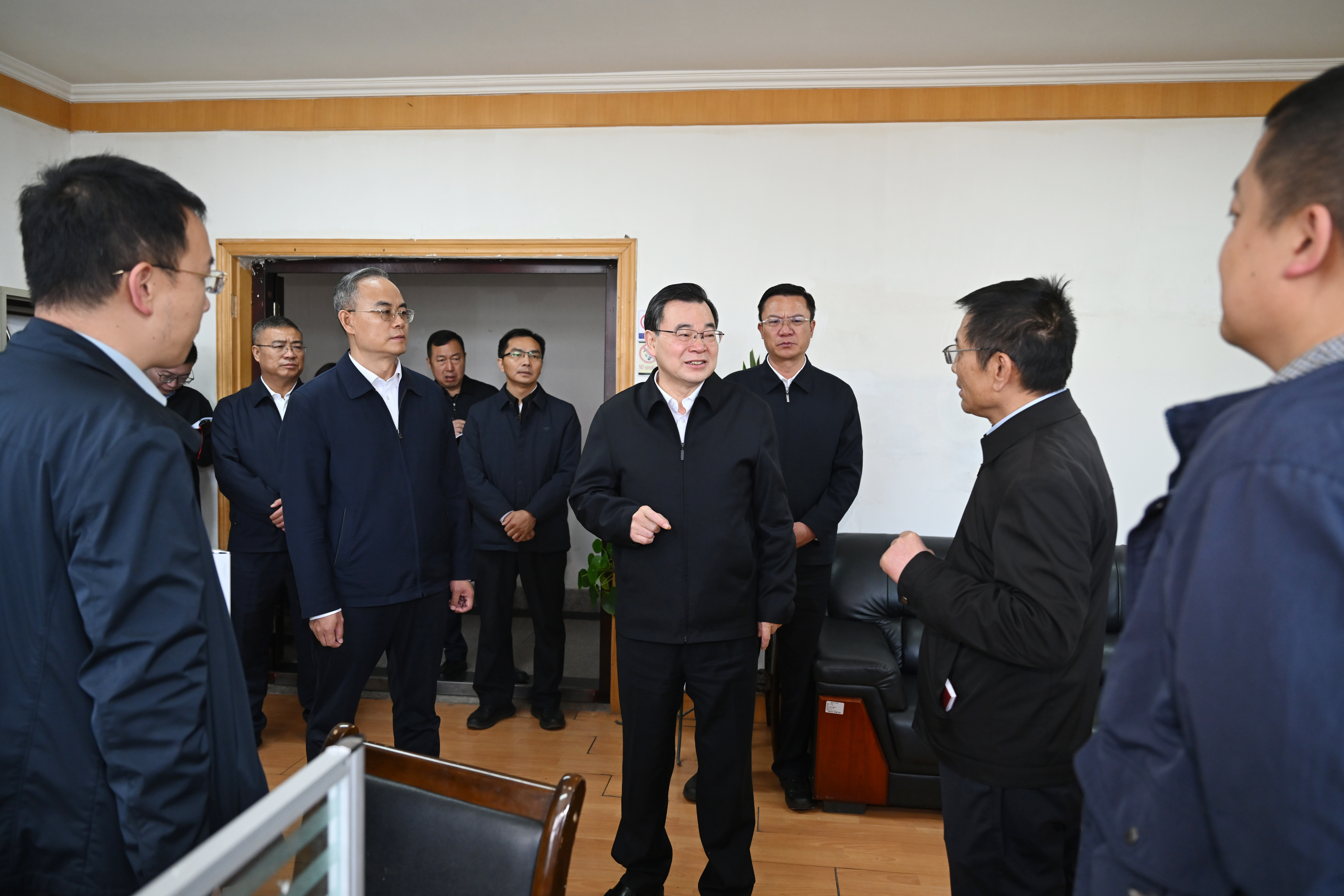微信图片_20261018190920_800_80.jpg 微信图片_20261018190920_800_80.jpg